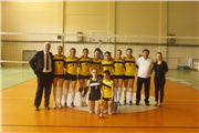 VOLEYBOL BAYAN VE ERKEK TAKIMLARINDA SÜPER KUPA SAHİPLERİNİ BULDU