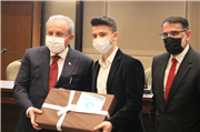 TRAKYA ÜNİVERSİTESİ REKTÖRÜ PROF. DR. ERHAN TABAKOĞLU VE REKTÖR YARDIMCISI PROF. DR. MURAT TÜRKYILMAZ, ÜSKÜP’TE TÜRKÇE EĞİTİM GÜNÜ KUTLAMALARINA KATILDI