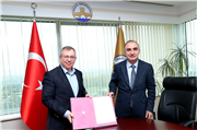 TRAKYA ÜNİVERSİTESİ İLE EDİRNE GENÇLİK VE SPOR İL MÜDÜRLÜĞÜ ARASINDA İŞ BİRLİĞİ PROTOKOLÜ