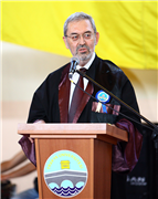 UZUNKÖPRÜ MESLEK YÜKSEKOKULU’NDA MEZUNİYET SEVİNCİ