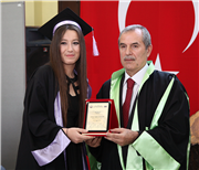 GÜZEL SANATLAR FAKÜLTESİ MEZUNİYET TÖRENİ GERÇEKLEŞTİ