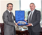 KOSOVA SAĞLIK BAKANLIĞI HEYETİ’NDEN REKTÖRLÜĞÜMÜZE ZİYARET