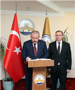 TRAKYA ÜNİVERSİTESİ 2019-2020 AKADEMİK YILI AÇILIŞ TÖRENİ, TBMM BAŞKANI PROF. DR. MUSTAFA ŞENTOP’UN TEŞRİFLERİYLE GERÇEKLEŞTİ