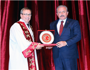 TRAKYA ÜNİVERSİTESİ 2019-2020 AKADEMİK YILI AÇILIŞ TÖRENİ, TBMM BAŞKANI PROF. DR. MUSTAFA ŞENTOP’UN TEŞRİFLERİYLE GERÇEKLEŞTİ