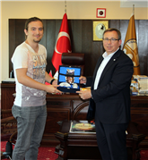 TRAKYA ÜNİVERSİTESİ ÖĞRENCİLERİ SİLİKON VADİSİ YOLCUSU