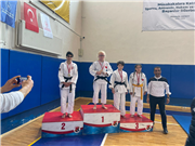 DOÇ. DR. ŞENGÜL DEMİRAL’IN ÖĞRENCİLERİNDEN MADALYA