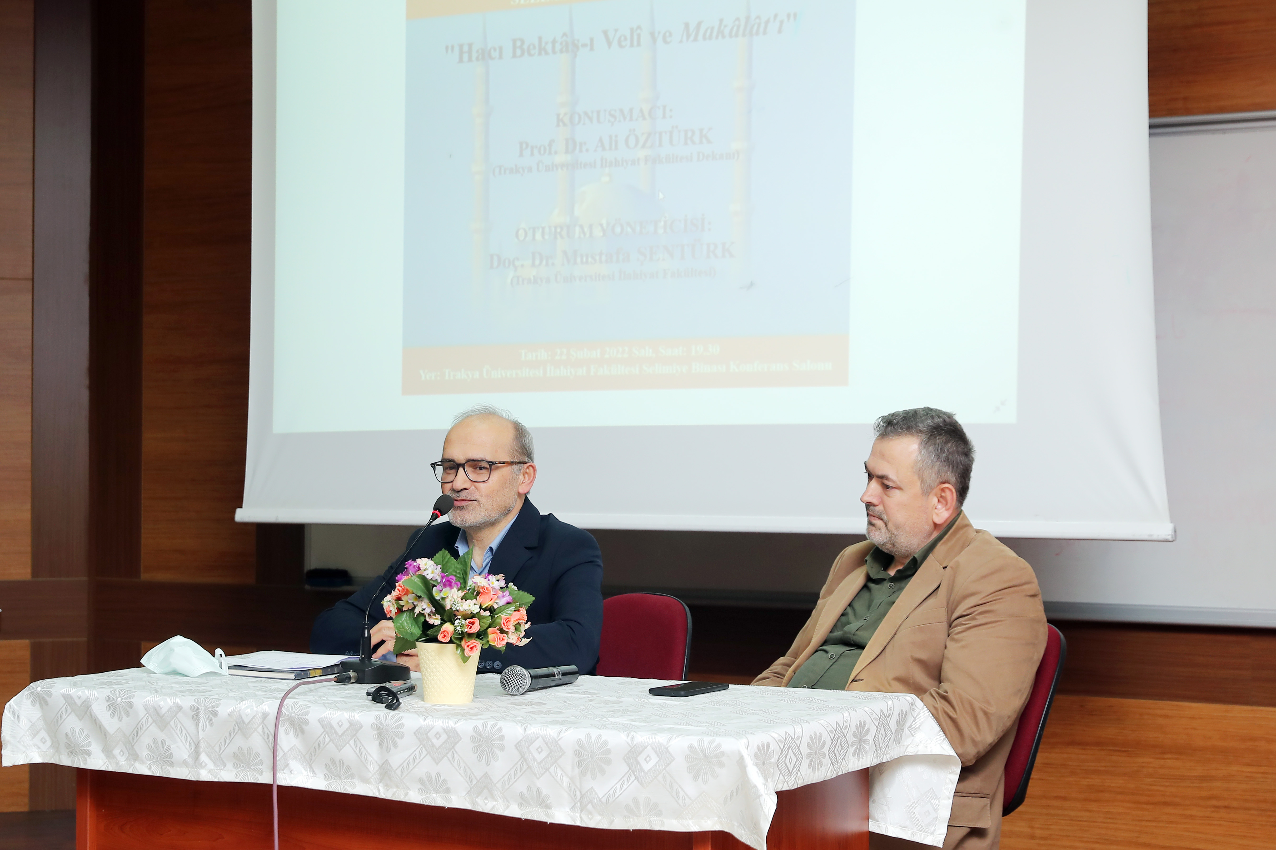 “HACI BEKTÂŞ-I VELÎ VE MAKÂLÂT’I” KONFERANSI GERÇEKLEŞTİRİLDİ