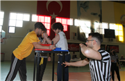 ÜNİVERSİTELER ARASI BİLEK GÜREŞİ ŞAMPİYONASI TRAKYA ÜNİVERSİTESİ EV SAHİPLİĞİNDE GERÇEKLEŞTİRİLDİ