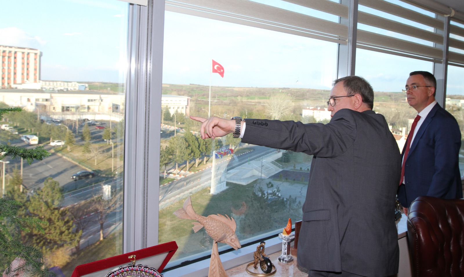 KIRCAALİ BELEDİYESİNDEN TRAKYA ÜNİVERSİTESİNE ZİYARET