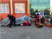 TRAKYA ÜNİVERSİTESİNİN UZUNKÖPRÜ’DEKİ BİRİMLERİNDE AFET TATBİKATI GERÇEKLEŞTİRİLDİ