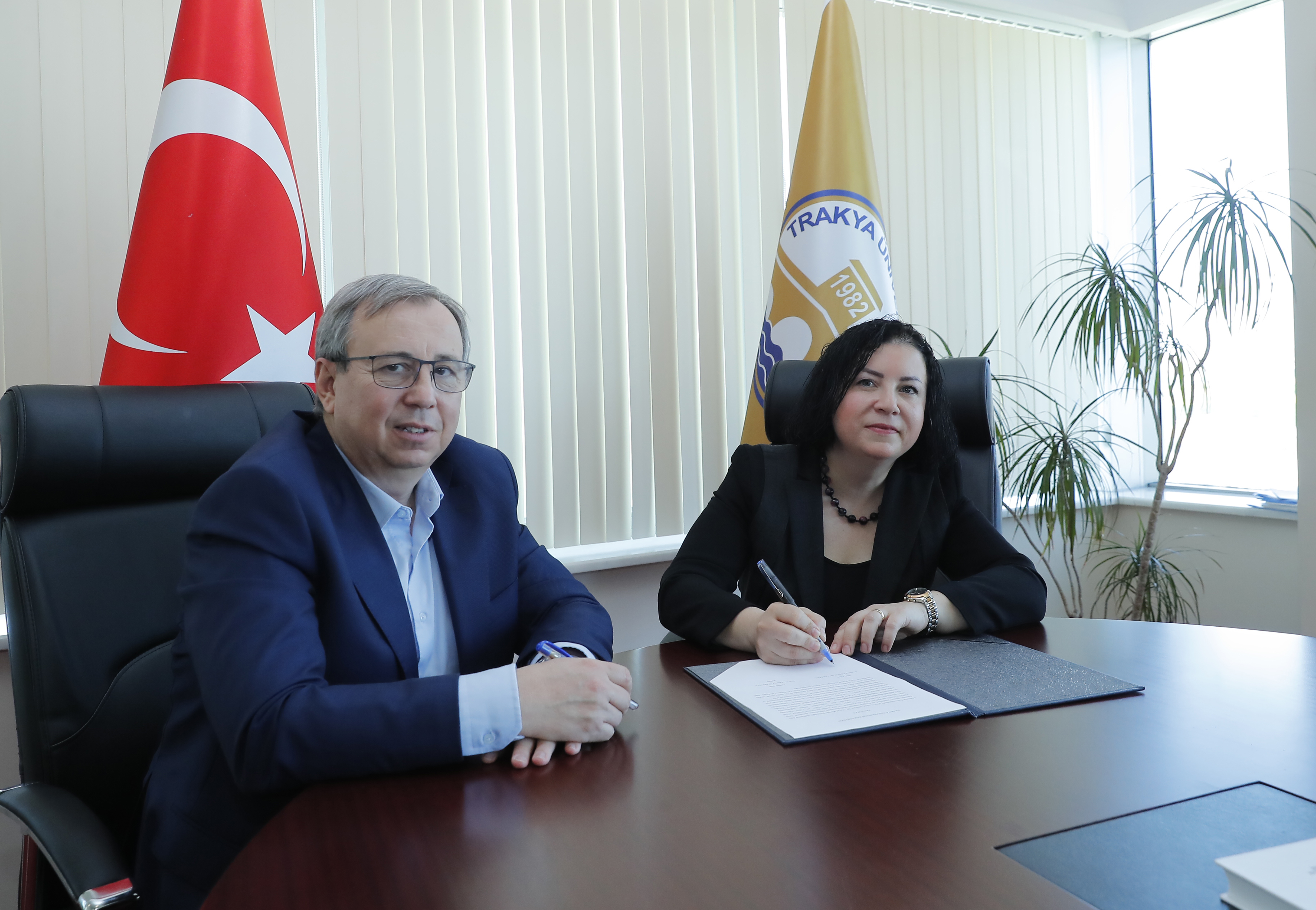 TRAKYA ÜNİVERSİTESİ, BALKANLAR ALANINDA YENİ BİR DİJİTAL ARŞİVİ ARAŞTIRMACILARIN HİZMETİNE SUNMAYA HAZIRLANIYOR