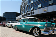 KLASİK OTOMOBİL TUTKUNLARI TRAKYA ÜNİVERSİTESİNDE BULUŞTU