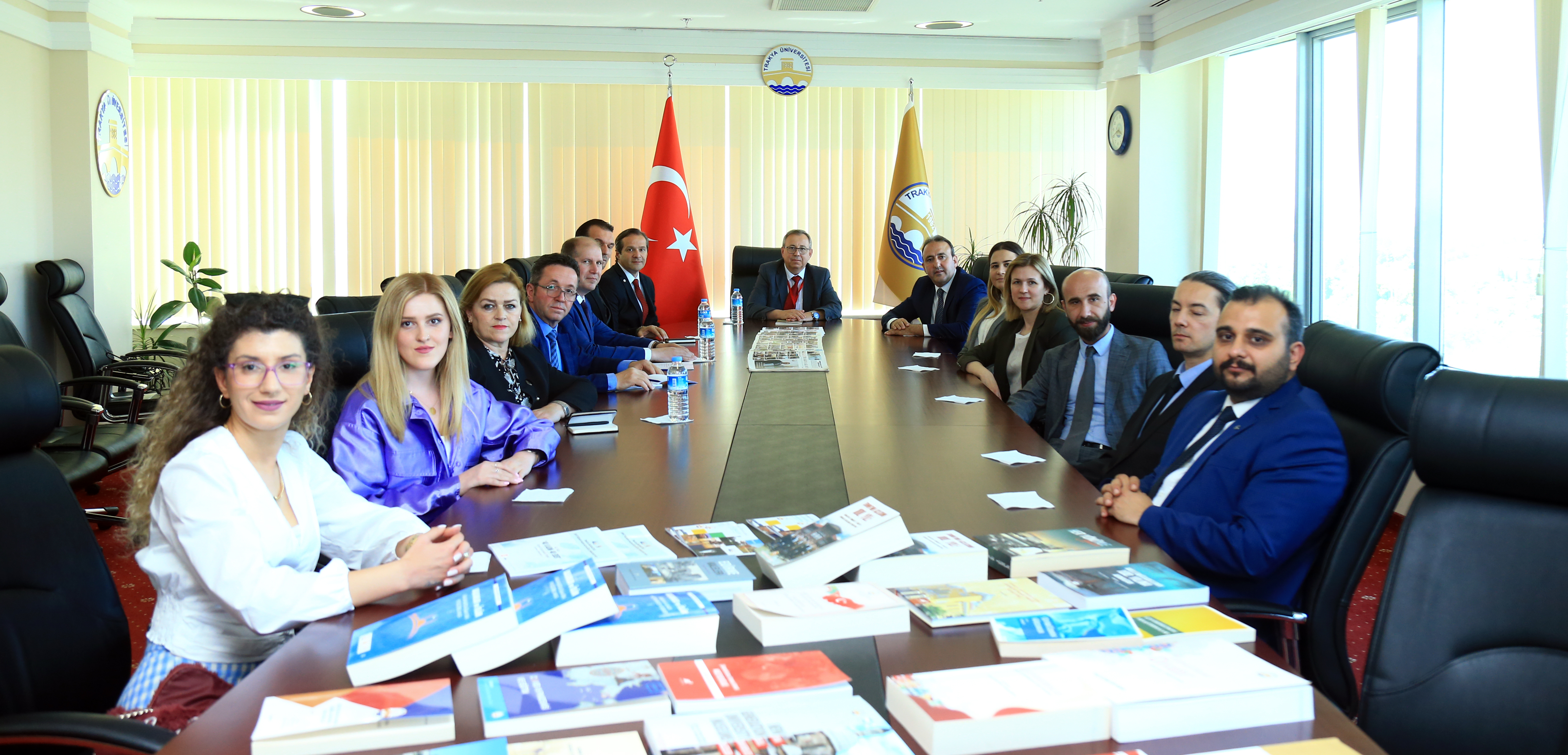 TRAKYA ÜNİVERSİTESİNE KOSOVA KALKINMA BAKANLIĞINDAN ZİYARET