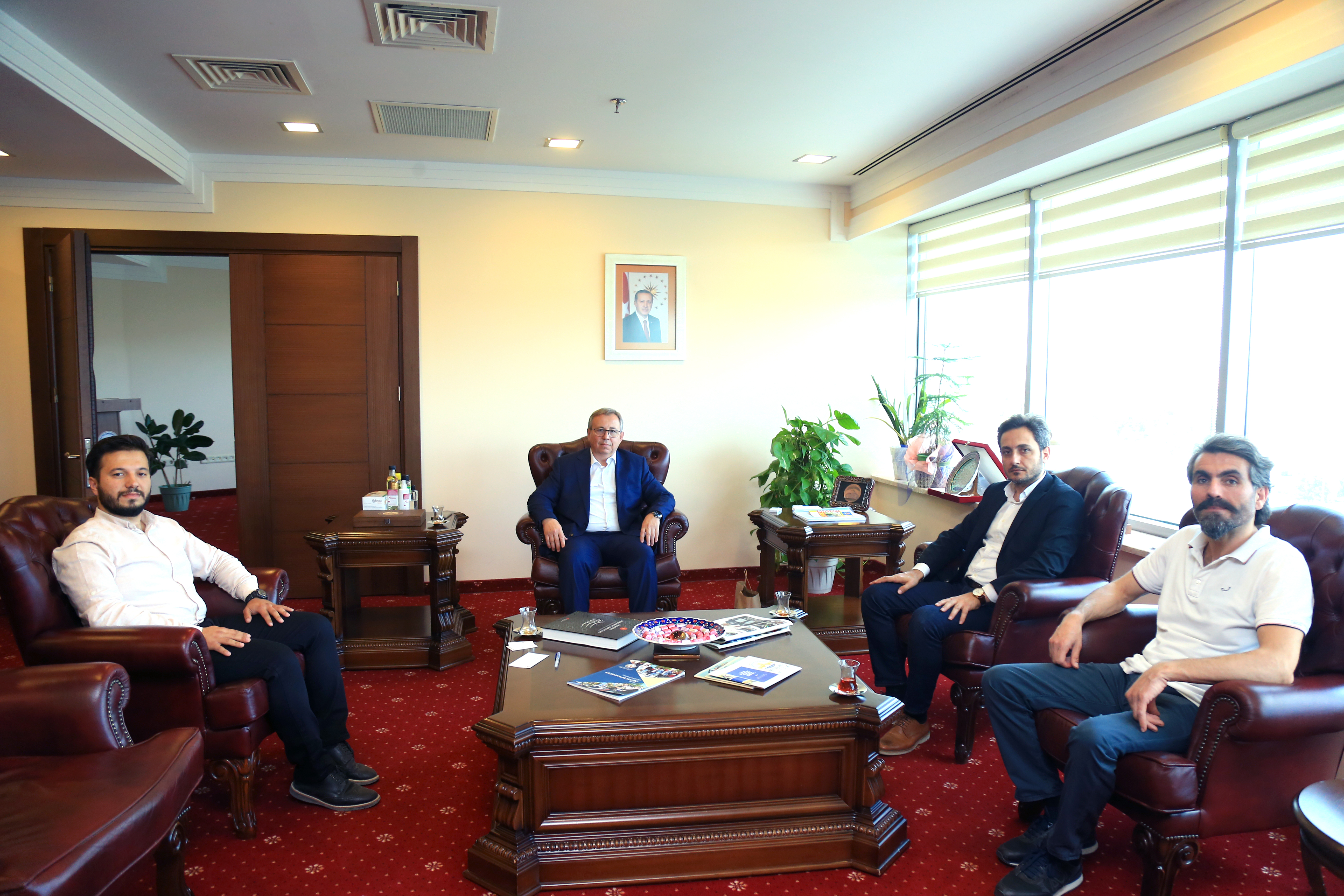 TÜGVA’DAN REKTÖR PROF. DR. ERHAN TABAKOĞLU’NA ZİYARET