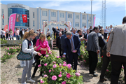 UNUTULAN BİR DEĞER YENİDEN YÜKSELİYOR: EDİRNE GÜLÜ’NDE HASAT BAŞLADI