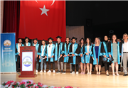 EDİRNE TEKNİK BİLİMLER MESLEK YÜKSEKOKULUNDA MEZUNİYET SEVİNCİ