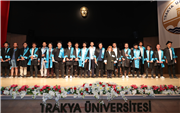EDİRNE TEKNİK BİLİMLER MESLEK YÜKSEKOKULUNDA MEZUNİYET SEVİNCİ