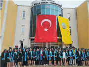 İPSALA MESLEK YÜKSEKOKULUNDA MEZUNİYET HEYECANI YAŞANDI