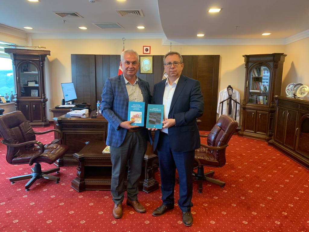 ÖĞR. GÖR. DR. MEHMET ARDA YILMAZ’DAN İKİ YENİ KİTAP