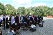 GÜZEL SANATLAR FAKÜLTESİNDEN GURUR DOLU MEZUNİYET 