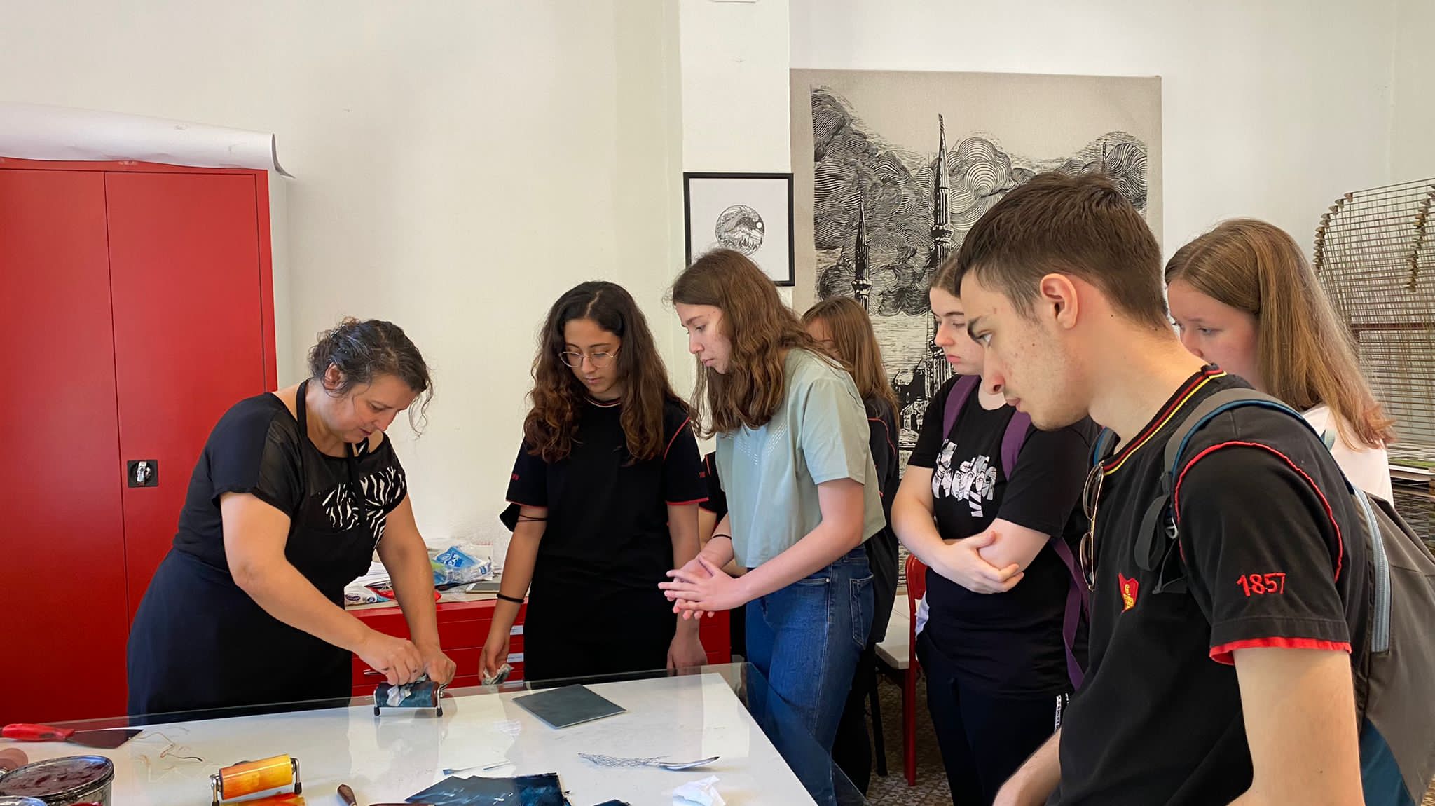 TRAKYA ÜNİVERSİTESİ GÜZEL SANATLAR FAKÜLTESİNDE EDİRNE LİSESİ İLE WORKSHOP ÇALIŞMASI YAPILDI