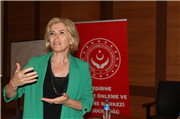 TRAKYA ÜNİVERSİTESİNDE “AKADEMİDE KADIN BULUŞMALARI” PANELİ GERÇEKLEŞTİRİLDİ