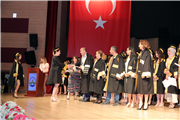 İKTİDASİ VE İDARİ BİLİMLER FAKÜLTESİ MEZUNİYET TÖRENİ COŞKUYLA GERÇEKLEŞTİ