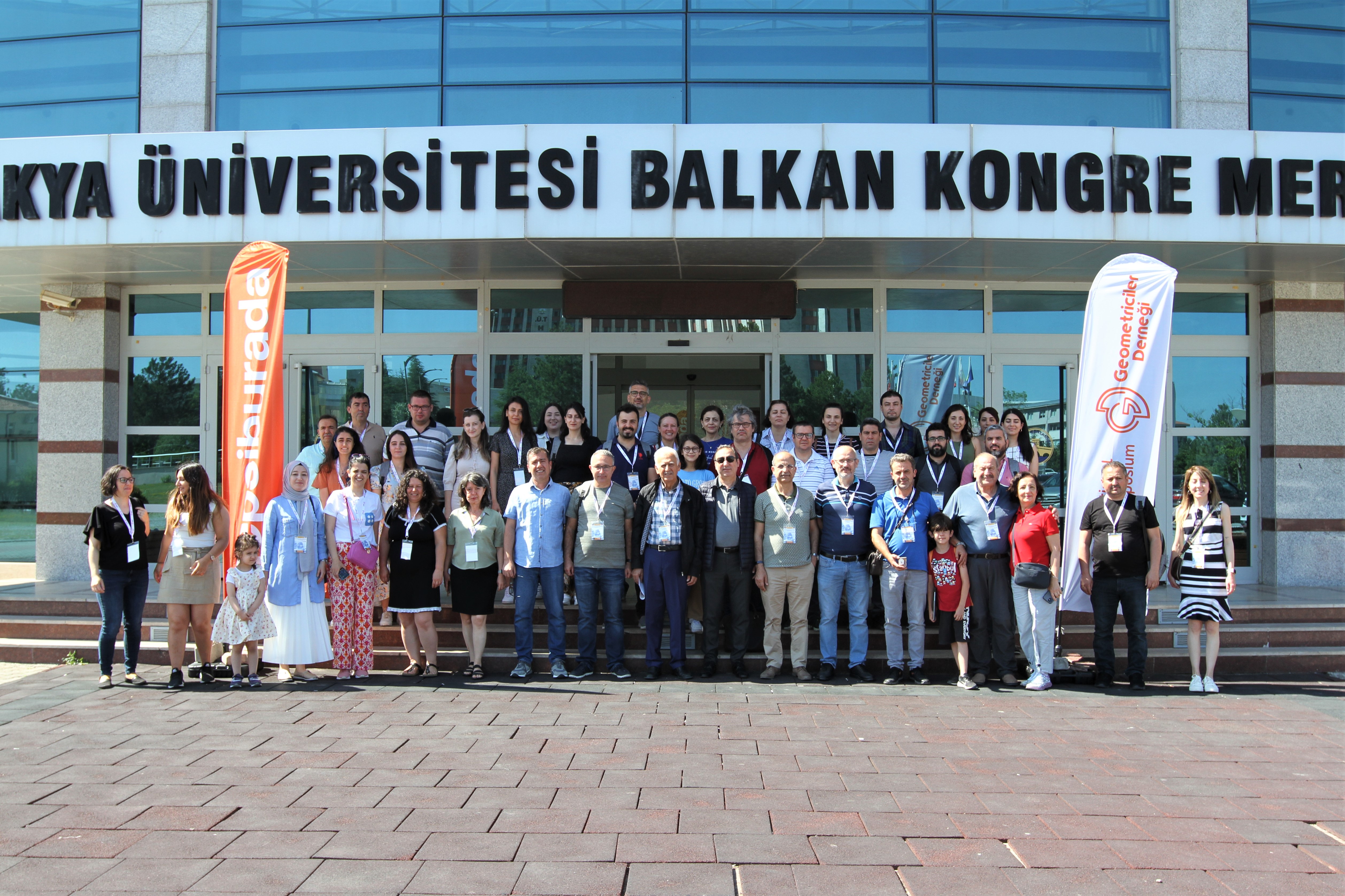TRAKYA ÜNİVERSİTESİNDE 19. ULUSLARARASI GEOMETRİ SEMPOZYUMU GERÇEKLEŞTİRİLDİ
