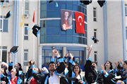 TRAKYA ÜNİVERSİTESİ, 2260 MEZUNUNU GELECEĞE UĞURLADI