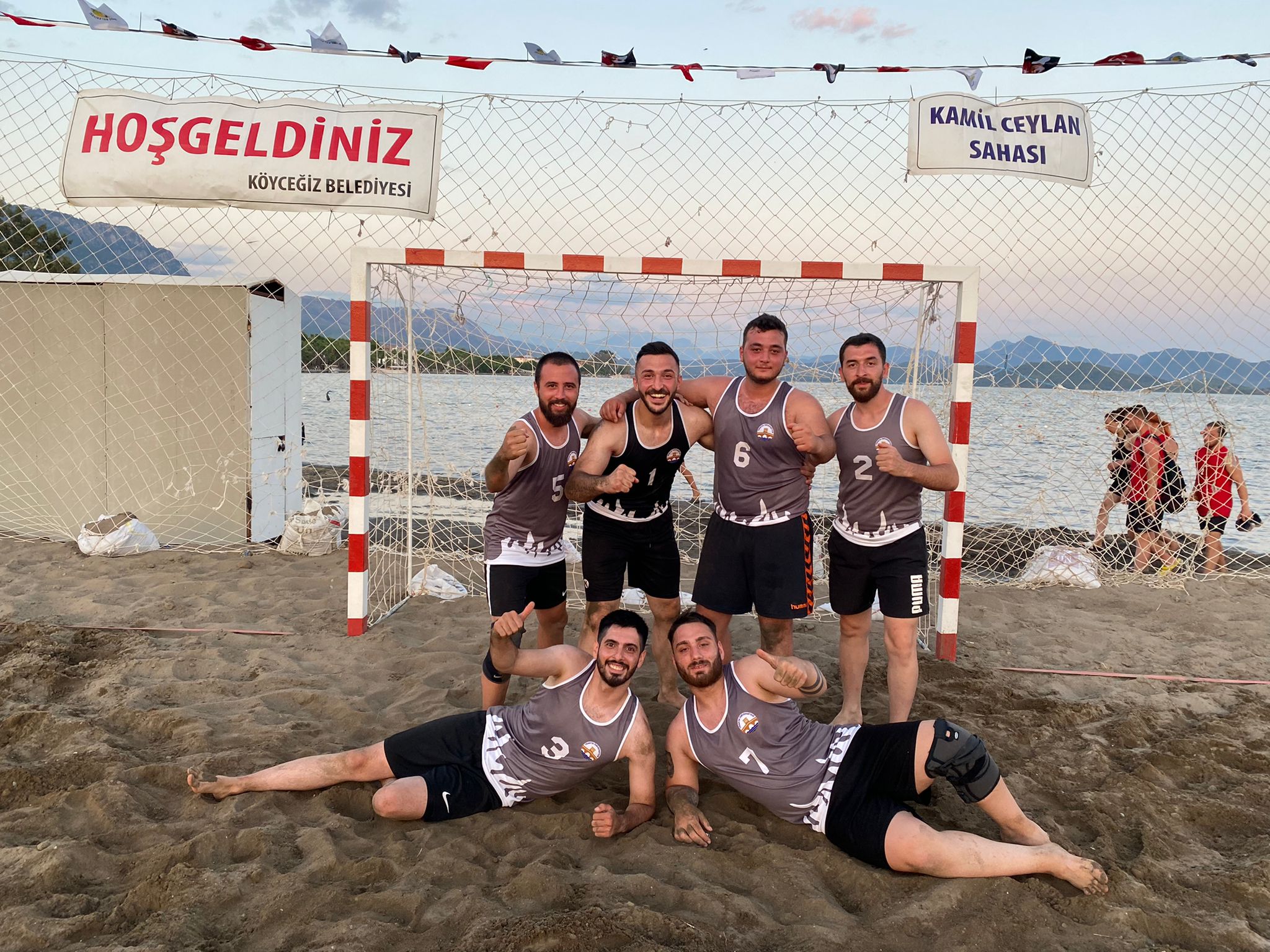 TRAKYA ÜNİVERSİTESİ PLAJ HENTBOL TAKIMININ BAŞARISI