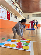 TRAKYA ÜNİVERSİTESİ KIRKPINAR SPOR BİLİMLERİ FAKÜLTESİ ÇOCUKLAR İÇİN ÖNEMLİ BİR SOSYAL GELİŞİM PROGRAMINI HAYATA GEÇİRDİ