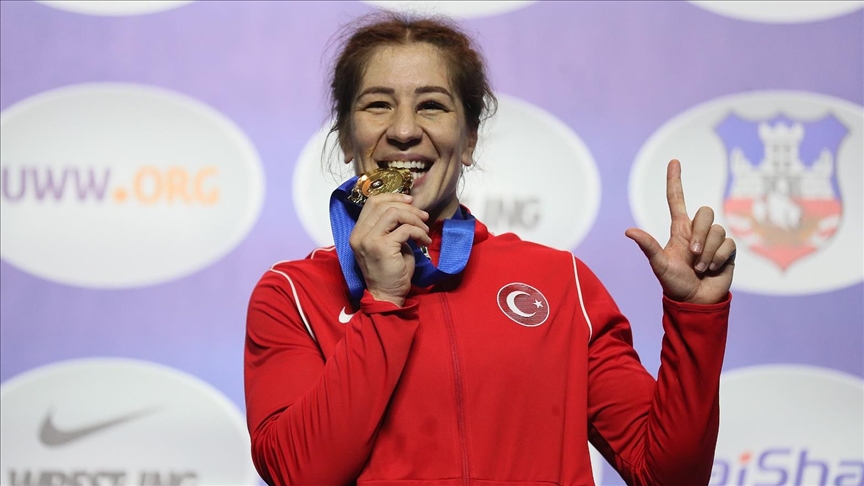 TRAKYA ÜNİVERSİTESİNİN GURUR YASEMİN ADAR 2. KEZ DÜNYA ŞAMPİYONU