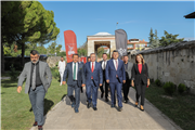 DİLLERE DESTAN RENGE DİLLERE DESTAN ŞENLİK