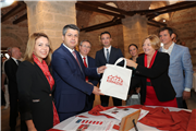DİLLERE DESTAN RENGE DİLLERE DESTAN ŞENLİK