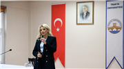 CNN TÜRK HABER SPİKERİ GÖKSÜ ÖNGÖREN ÖZGÜR, TRAKYA ÜNİVERSİTESİ ÖĞRENCİLERİYLE BİR ARAYA GELDİ