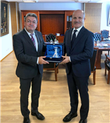 YÖK BAŞKANI PROF. DR. EROL ÖZVAR VE TRAKYA ÜNİVERSİTESİ REKTÖRÜ PROF. DR. ERHAN TABAKOĞLU, BÜKREŞ ÜNİVERSİTESİ REKTÖRÜ PROF. DR. MARİAN PREDA İLE GÖRÜŞTÜ