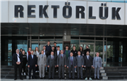 TRAKYA ÜNİVERSİTESİ REKTÖRÜ PROF. DR. ERHAN TABAKOĞLU PRİZREN BELEDİYE BAŞKANI SHAKİR TOTAJ VE BERABERİNDEKİ HEYETİ AĞIRLADI