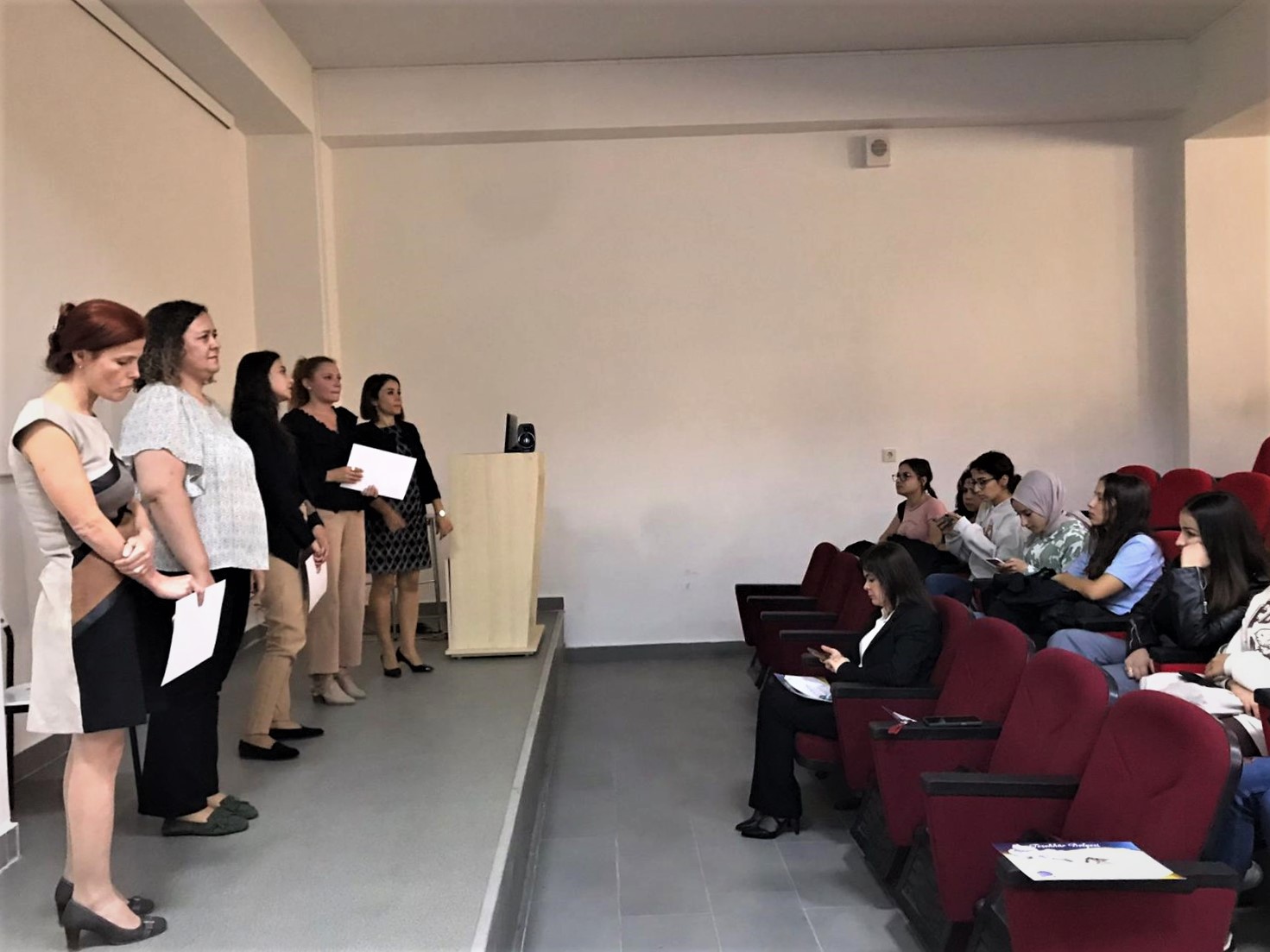 KEŞAN HAKKI YÖRÜK SAĞLIK YÜKSEKOKULUNDA AKADEMİK AÇILIŞ VE ORYANTASYON ETKİNLİĞİ GERÇEKLEŞTİRİLDİ