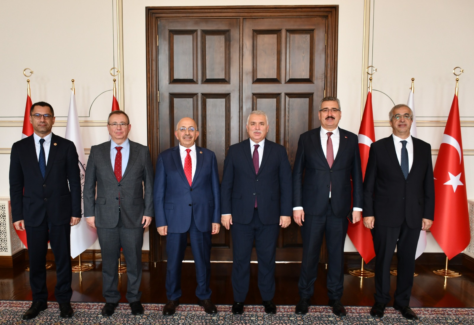 TRAKYA ÜNİVERSİTELER BİRLİĞİ REKTÖRLERİ TEKİRDAĞ VALİSİ AZİZ YILDIRIM’I ZİYARET ETTİ