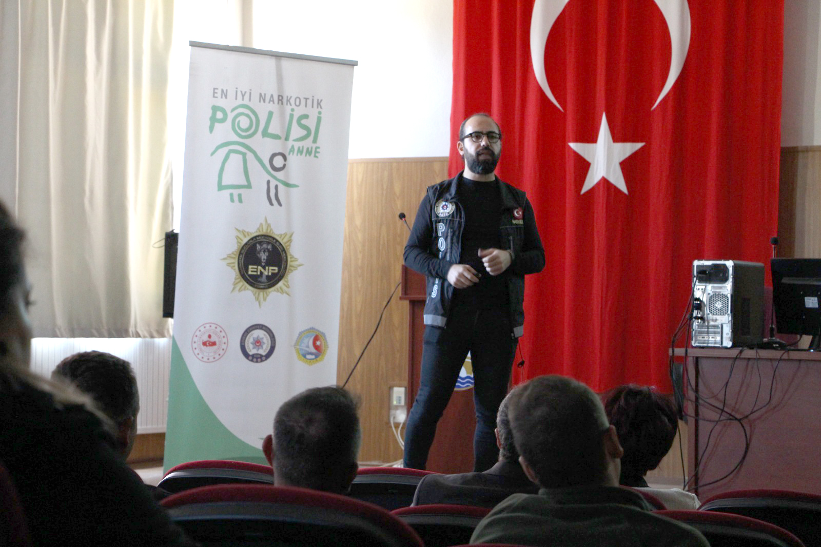 TRAKYA ÜNİVERSİTESİ SAĞLIK KÜLTÜR VE SPOR DAİRE BAŞKANLIĞINDAN BAĞIMLILIKLARA KARŞI EĞİTİM