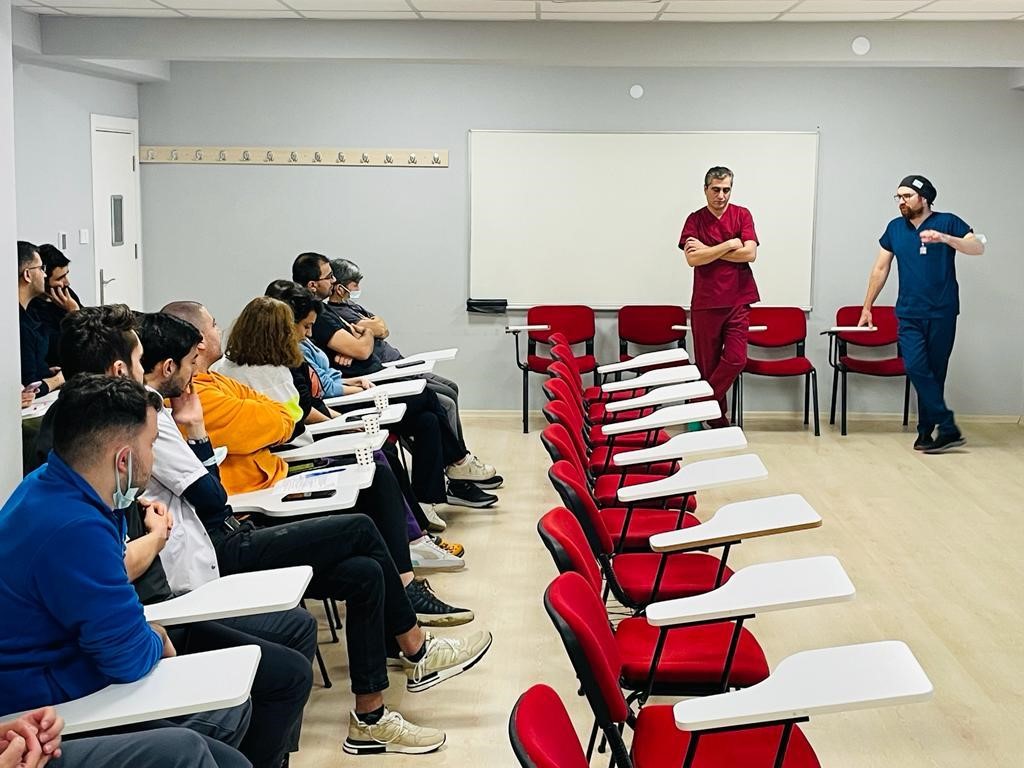 TRAKYA ÜNİVERSİTESİ KARDİYOLOJİ ANA BİLİM DALI TARAFINDAN EĞİTİM DÜZENLENDİ