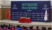 REKTÖR PROF. DR. ERHAN TABAKOĞLU, BURDUR’DA DÜZENLENEN TÜRKİYE ÜNİVERSİTE SPORLARI FEDERASYONU STRATEJİ ARAMA ÇALIŞTAYI’NA KATILDI