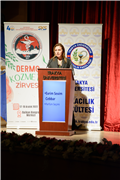 TRAKYA ÜNİVERSİTESİ TÜRKİYENİN İLK DERMOKOZMETİK ZİRVESİNE EV SAHİPLİĞİ YAPTI