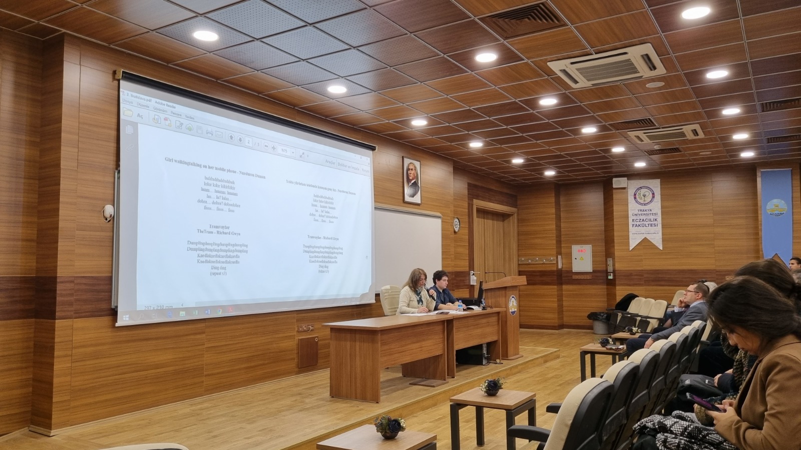 EDEBİYAT FAKÜLTESİNDEN “ŞİİR ÇEVİRİSİ YAPARKEN” KONFERANSI 