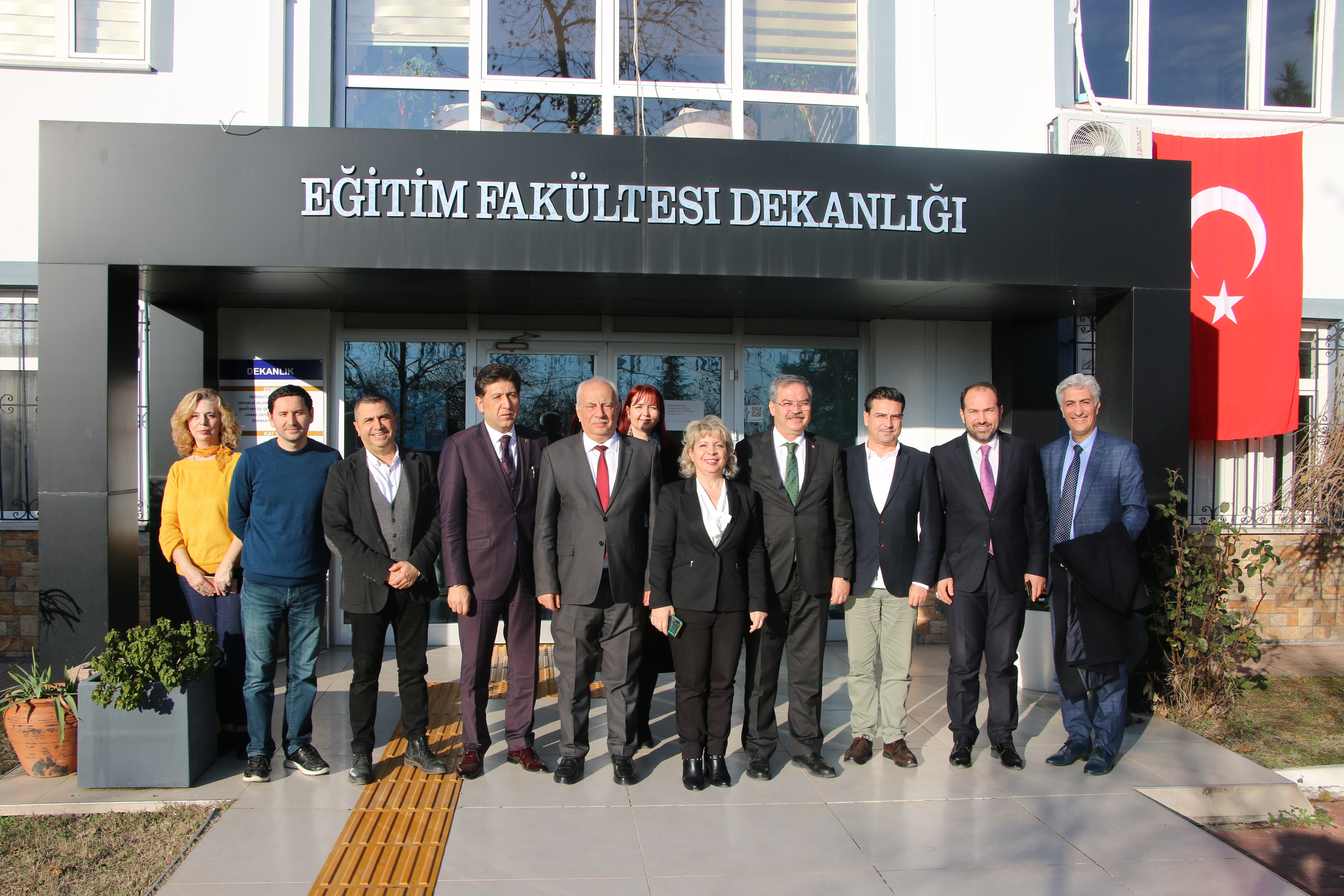 EĞİTİM FAKÜLTESİNDE “TRAKYA EĞİTİM ZİRVESİ” TOPLANTISI GERÇEKLEŞTİRİLDİ