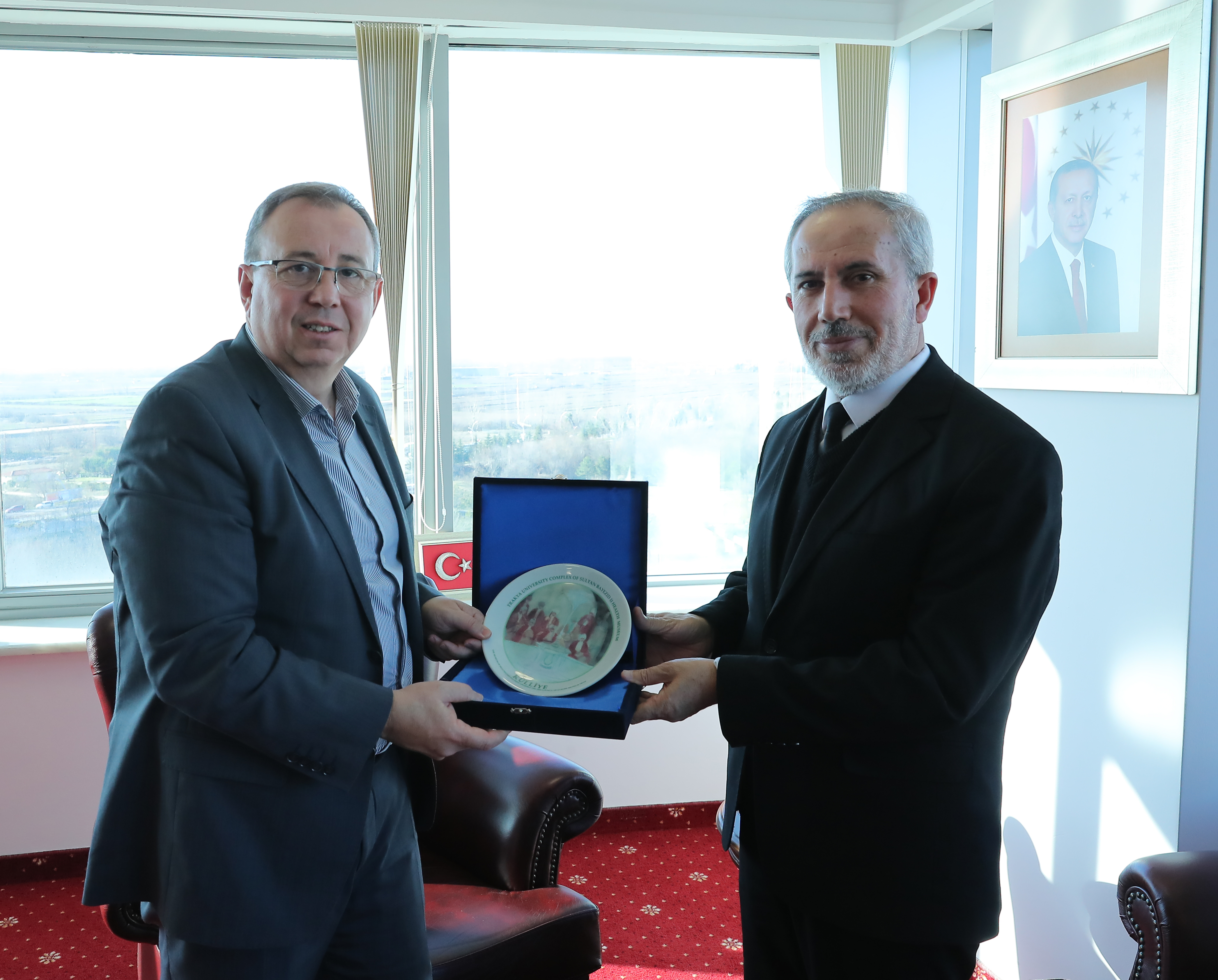 KİLİS İL MÜFTÜLÜĞÜNE ATANAN ALETTİN BOZKURT’TAN REKTÖR PROF. DR. ERHAN TABAKOĞLU’NA VEDA ZİYARETİ