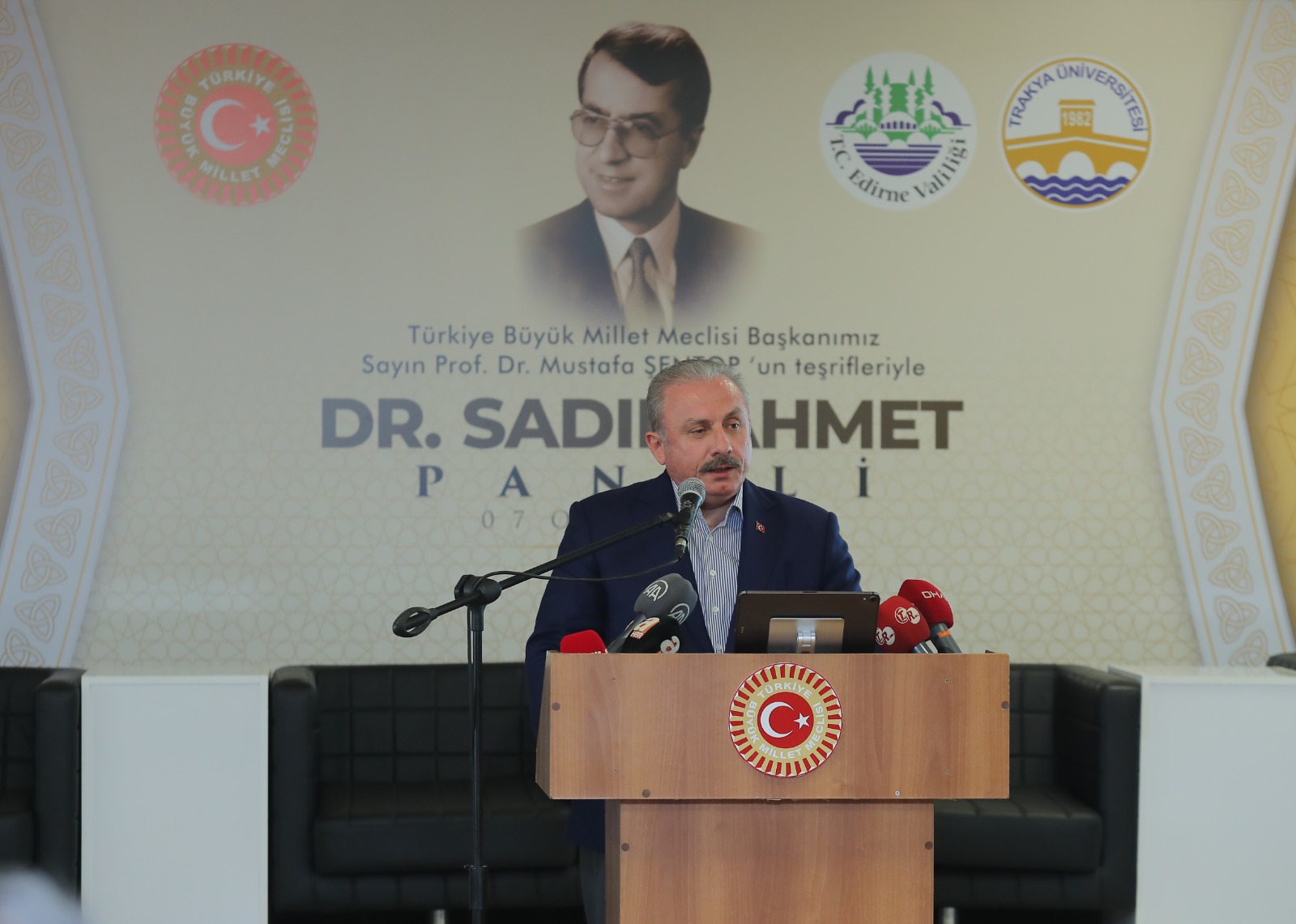 TÜRKİYE BÜYÜK MİLLET MECLİSİ BAŞKANI PROF. DR. MUSTAFA ŞENTOP, DR. SADIK AHMET PANELİ’NDE ÖNEMLİ MESAJLAR VERDİ