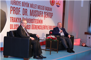 TÜRKİYE BÜYÜK MİLLET MECLİSİ BAŞKANI PROF. DR. MUSTAFA ŞENTOP, TRAKYA ÜNİVERSİTESİNİN ULUSLARASI ÖĞRENCİLERİ İLE BİR ARAYA GELDİ