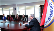 PROFESÖRLÜĞE VE DOÇENTLİĞE YÜKSELEN AKADEMİSYENLERE BELGELERİ TAKDİM EDİLDİ
