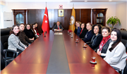 ÖĞRETİM ÜYELİĞİNE ATANAN AKADEMİSYENLERE BELGELERİ TAKDİM EDİLDİ